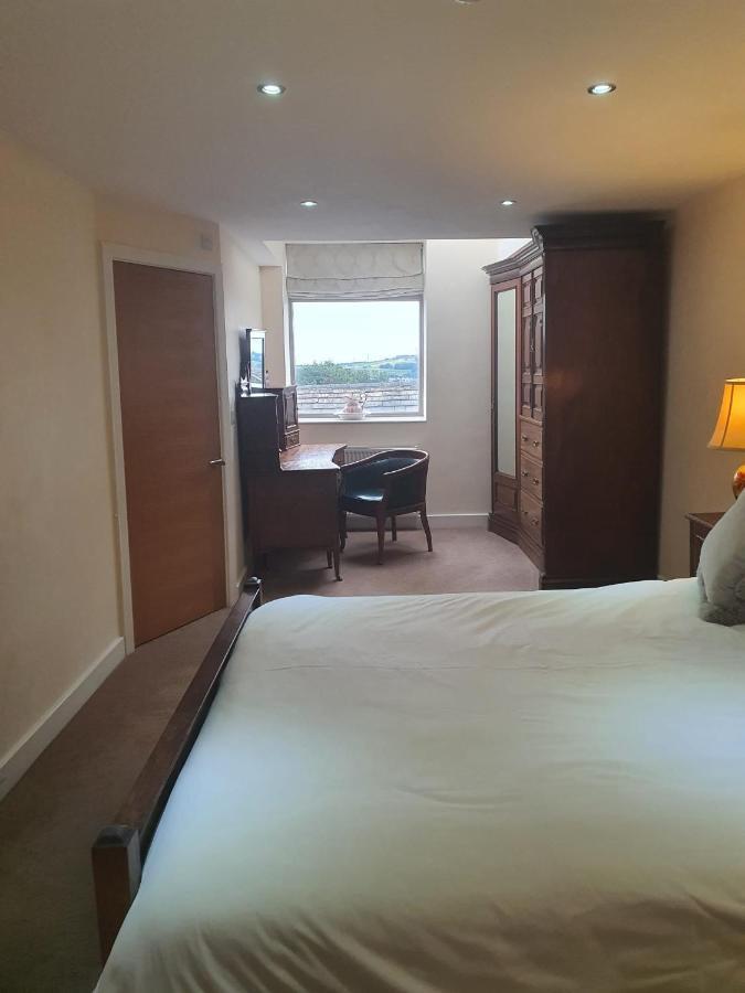 The Garden Bar Rooms Baildon ภายนอก รูปภาพ